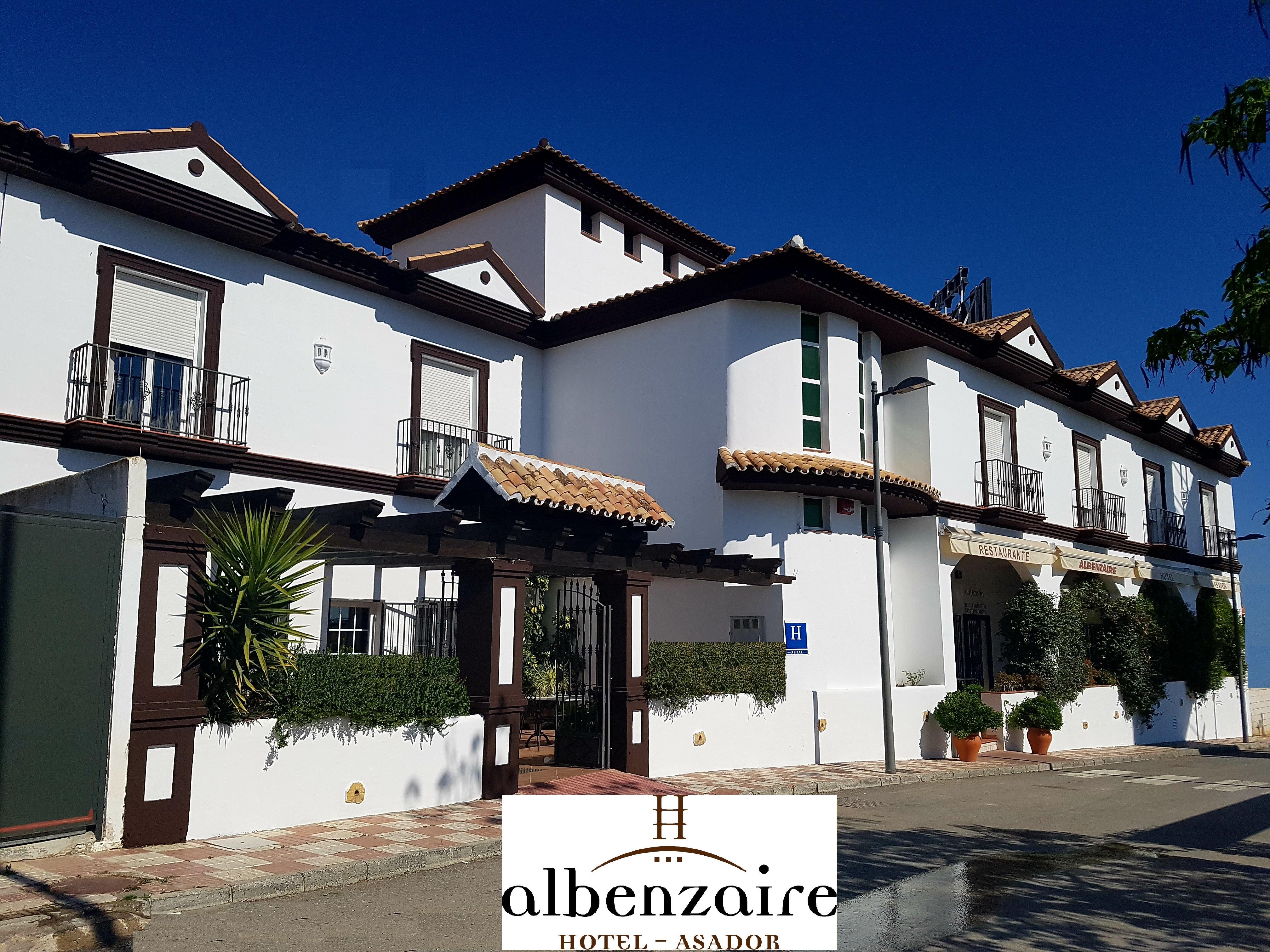 Albenzaire Hotel Asador Fuensanta  Exterior photo